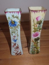 Ensemble de 2 petits vases