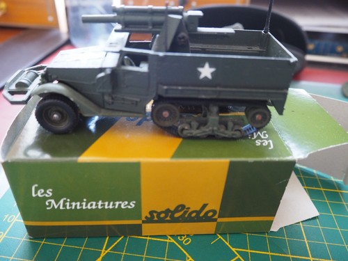 Camion militaire half - half, trak
