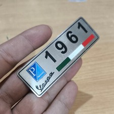 1961 year VESPA custom PLAKETTE EMBLEM badge logo super sprint VNB VBB VBA