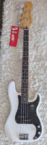 Fender player precision - fender,