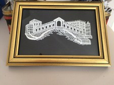 Cadre broderie dentelle Pont