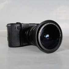 Samsung EX-1 TL500 Digital Camera Black 10.0MP F1/8, Fisheye lens, Filter, Case