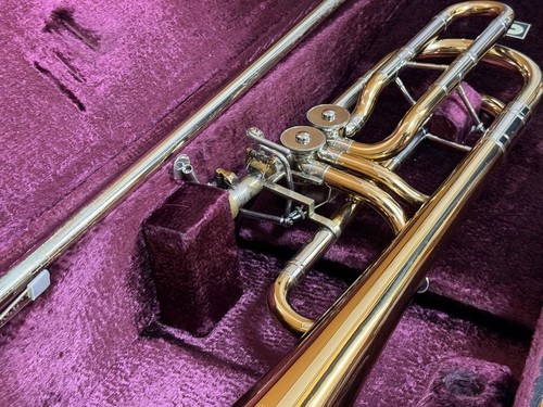 Trombone basse modèle