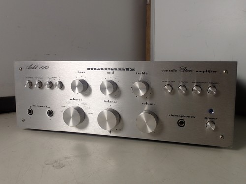 Marantz model 1060 console - model,