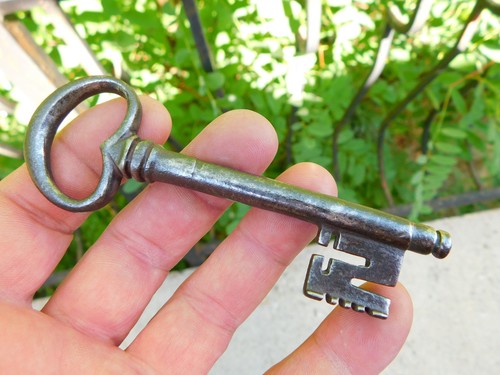 111mm ancienne clé fer - 111mm,ancienne, en