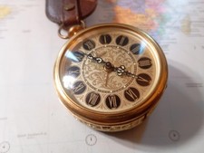ELEGANT RÉVEIL MÉCANIQUE  STYLE VINTAGE EN PARFAIT ETAT DE FONCTIONNEMENT