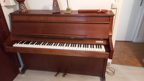 Piano droit études - piano,