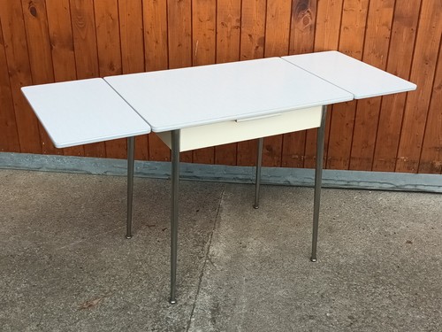 Table manger vintage - À,