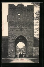 CPA Vianne, Une de 4 tours qui