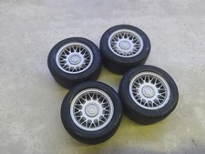 1/18  Roues BMW 850i Maisto