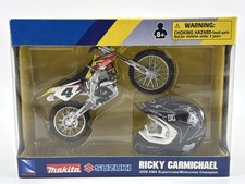 NewRay Ricky Carmichael Makita Suzuki RM-Z450 1:12 Dirt Bike Helmet