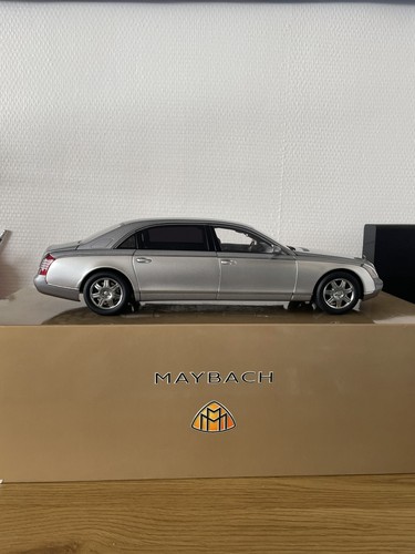 Autoart maybach 62 - autoart,