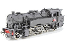 ROCO .  Locomotive vapeur  141