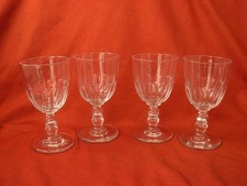 BACCARAT ,SERIE DE 4 VERRES A