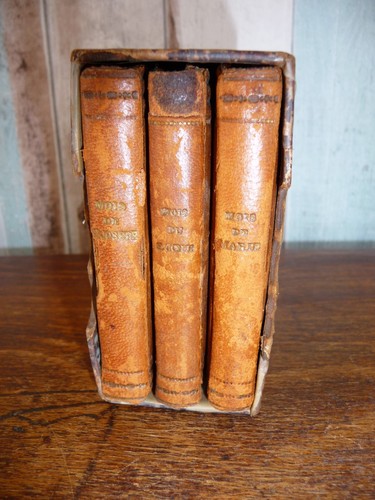 Mini livres religieux cuir - mini,