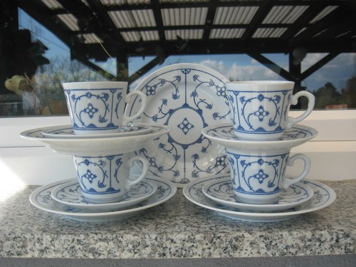 Tasses avec soucoupe et - tasses,