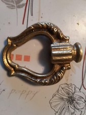 gros anneau attache chaine de