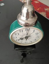 Ancien réveil mécanique