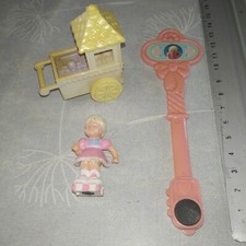 PRECIOUS PLACES village clefs magiques FISHER PRICE 1988 - figure + key