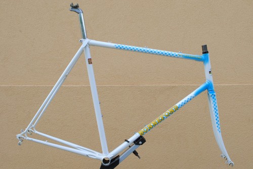 Columbus lyon handmade - lyon,