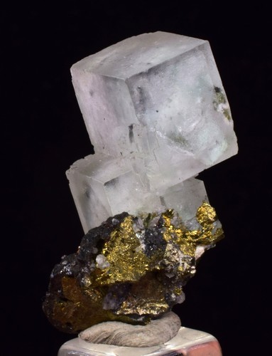3cms blue fluorite cubic - fluorite,