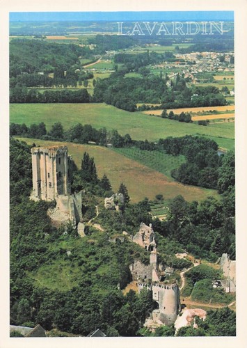 Lavardin les ruines du - les,