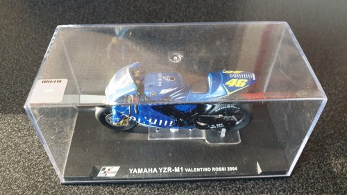 Yamaha yzr valentino - yzr-m1,