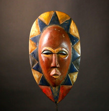 Masque ancien africain vintage