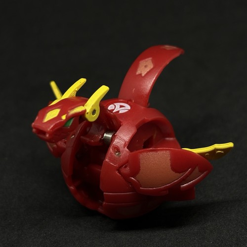 Bakugan pyro dragonoid pyrus - bakugan,