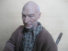 1/6 Custom Figure Charles Xavier Logan Movie Version (Type Hot Toys)