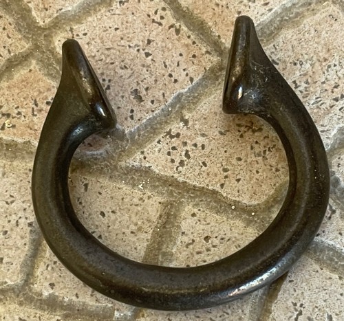 Manille monnaie anneau