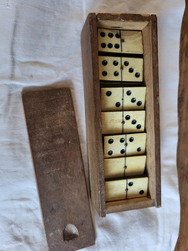 Ancien jeux dimino bois - de, et