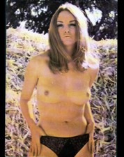 NATURISM / Miss Juliet in the Countryside