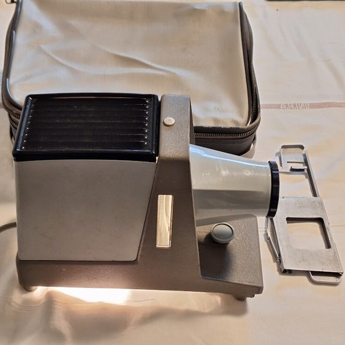 Projecteur diapositives - projecteur,