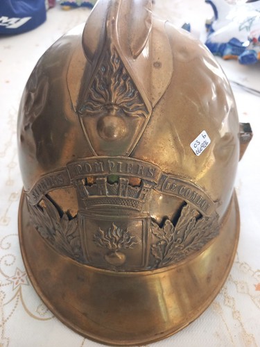 Ancien casque sapeur - de,