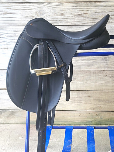 Wintec dressage saddle - dressage, 17