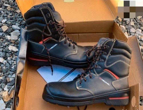 Chaussure sécurité haute - de,