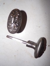 Poignées de porte anciennes