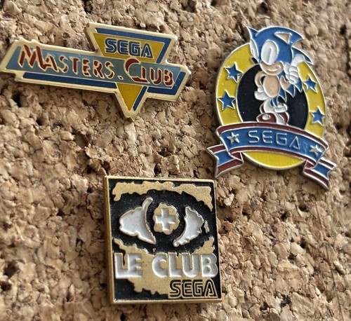 Lot vintage pin - club, sega