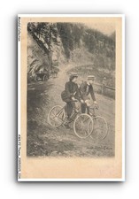 AWKP2-0030-BIKE - A man and a woman on bikes