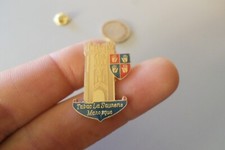 TABAC LA SAURENE MAINSQUE Porte de la Saunerie 04 pin pin s brooch badge