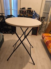 Table mange debout pliable -