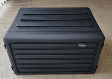 SKB 1SKB-R6S Roto-Molded Shallow 6U Rack Case