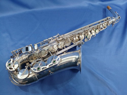 Selmer alto saxophone - saxophone, super