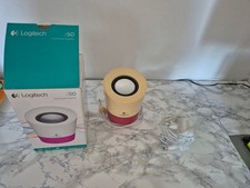 1 enceinte portative rose et