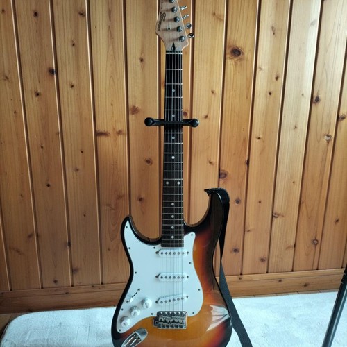 Guitare gauche