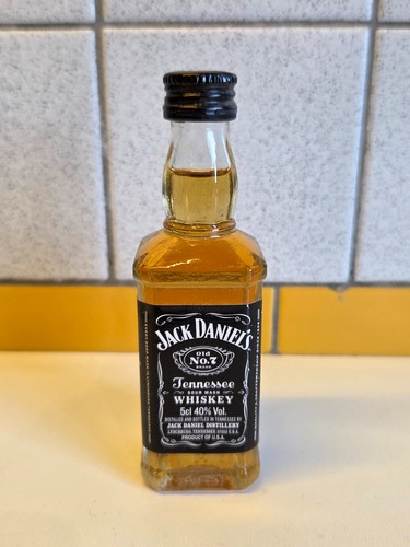 Miniature jack daniel old - jack,