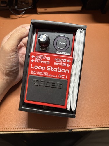 Boss loop station looper - rc-1,