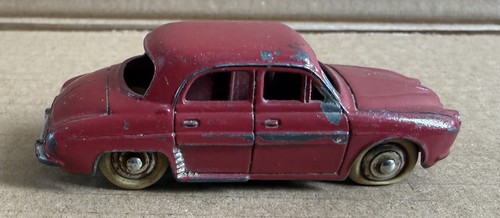 Dinky toys meccano renault - meccano.,