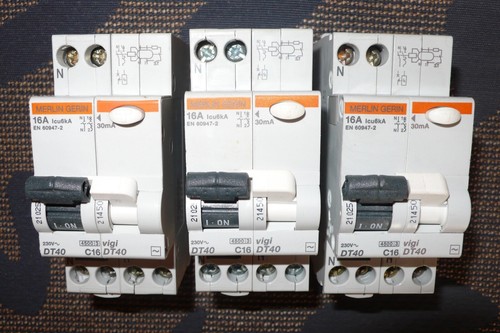 Disjoncteur differentiel 16a - differentiel,
